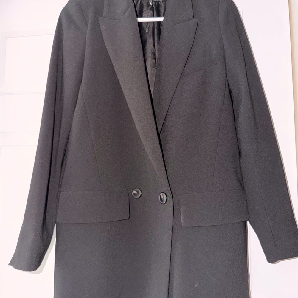 Zara Women's Elegant Black Suit Jacket